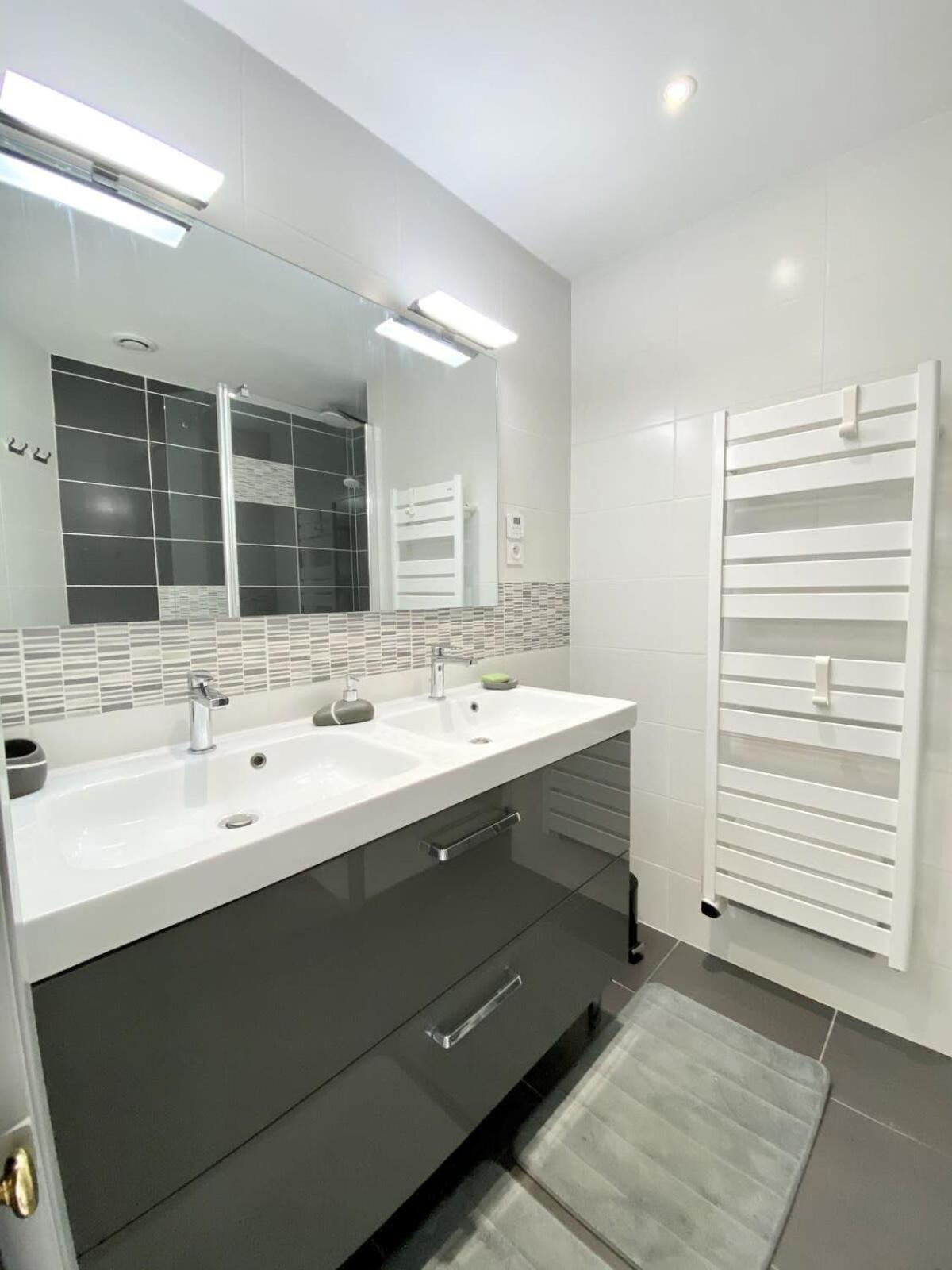 Charmant T3 Cosy A 2 Pas Du Bourg Et Des Plages Larmor-Plage Eksteriør billede